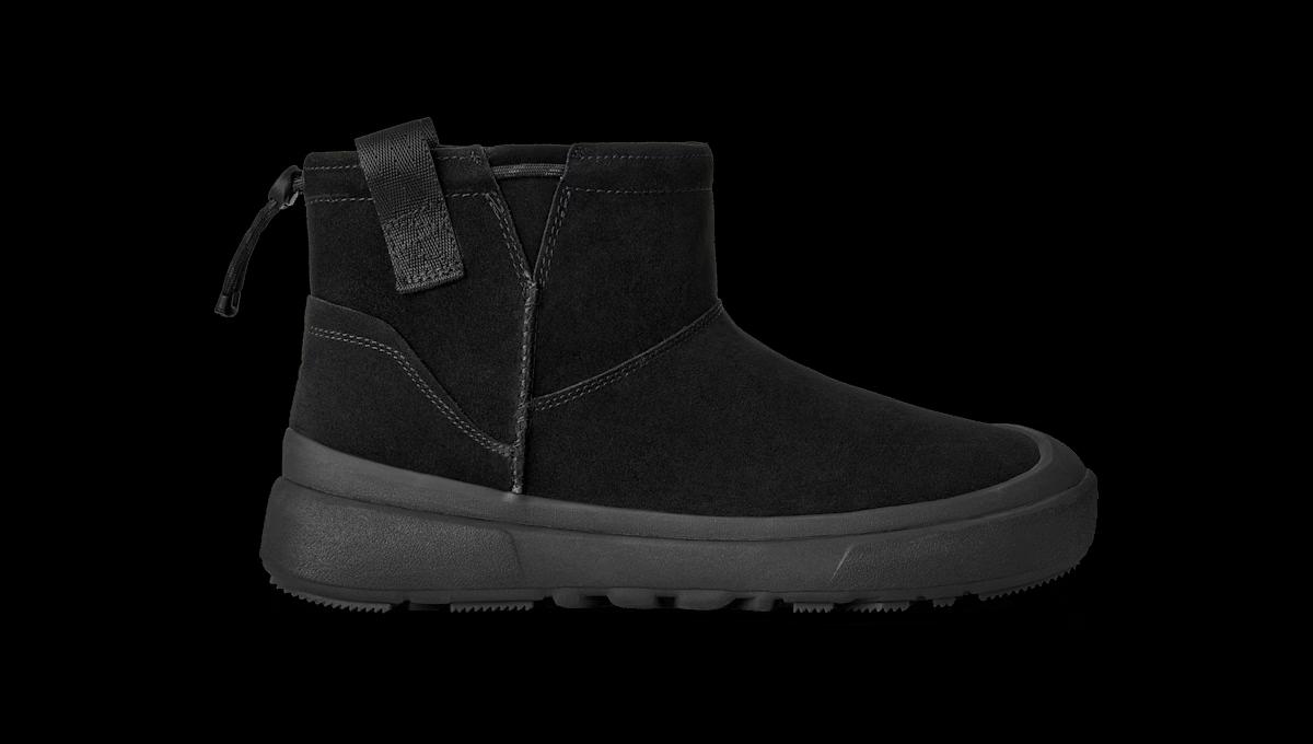 UGG® Classic Mini Outpost Boot 'Black'
