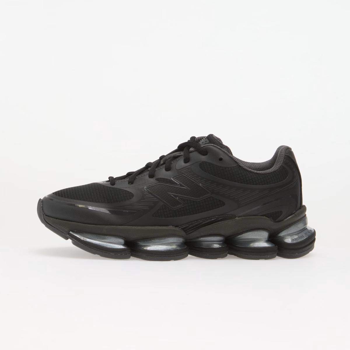 New Balance 2000 Black