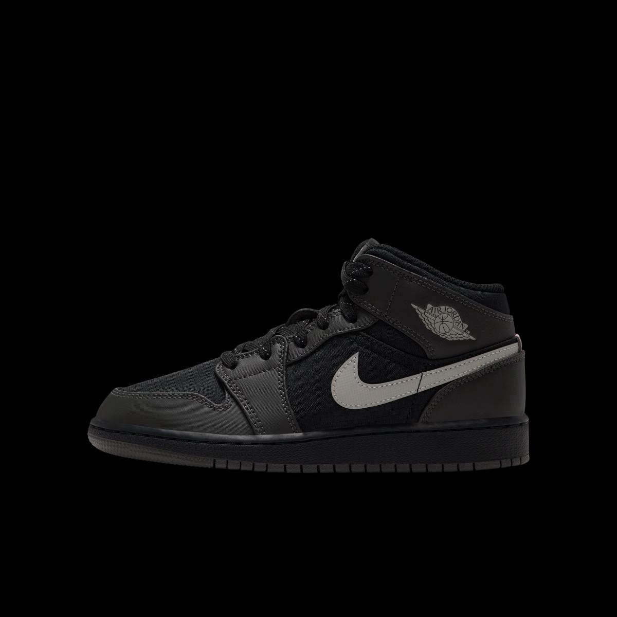 Air Jordan 1 Mid Utility 'Black'