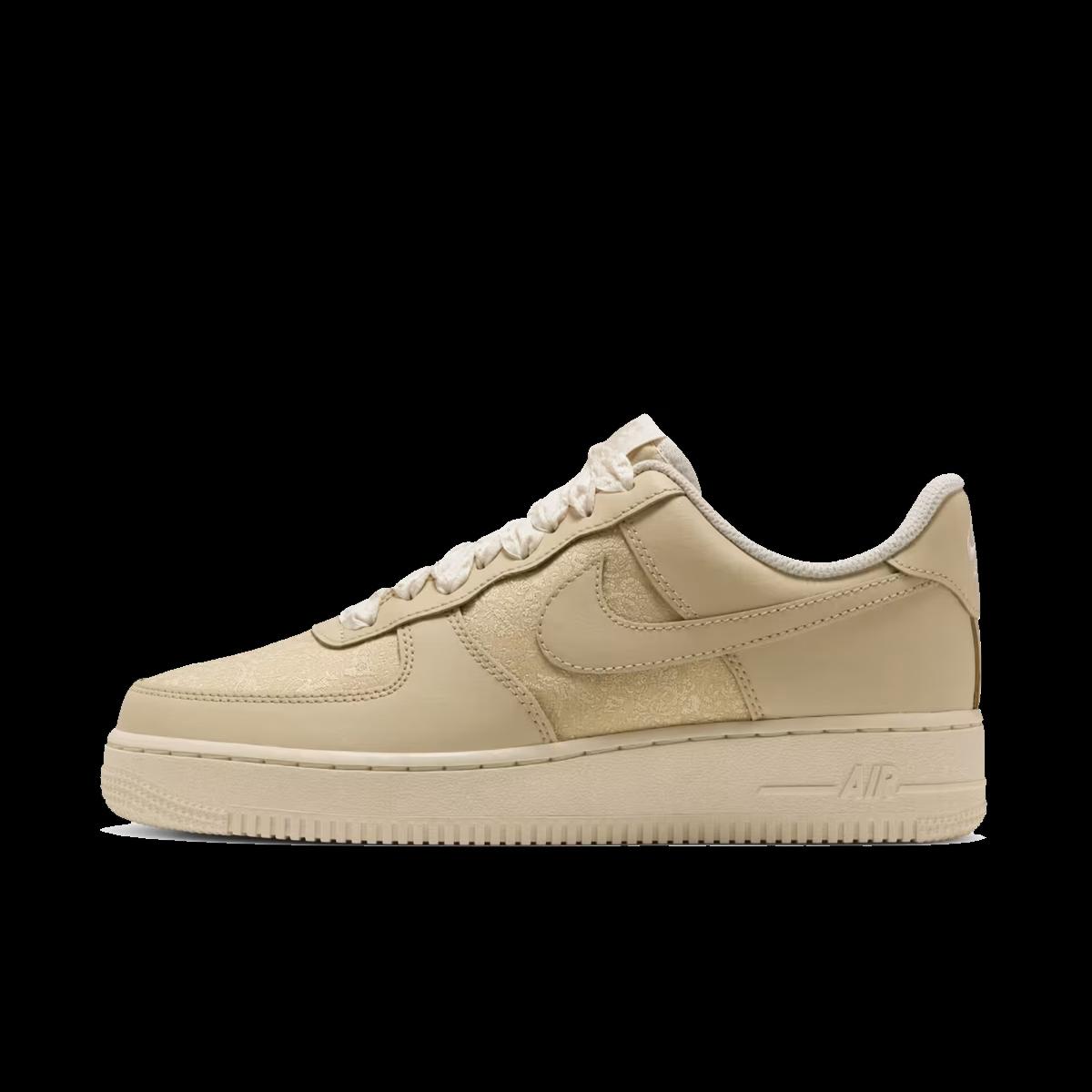Nike Air Force 1 '07 SE 'Lemon Drop'