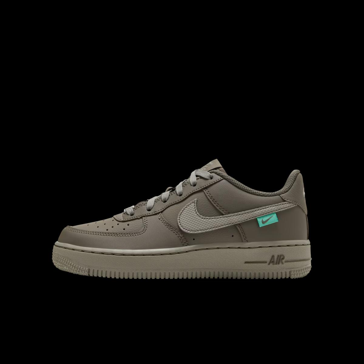 Nike Air Force 1 Tech Essential 'Gray'