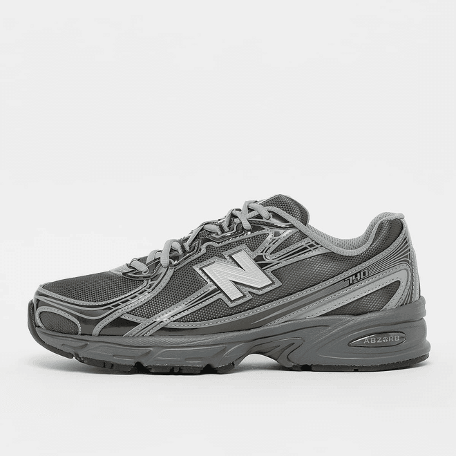 New Balance 740