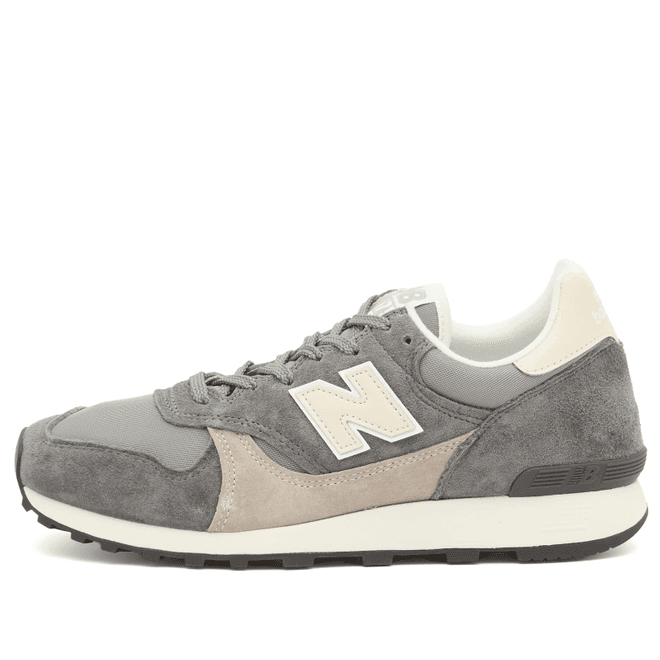 New Balance 475