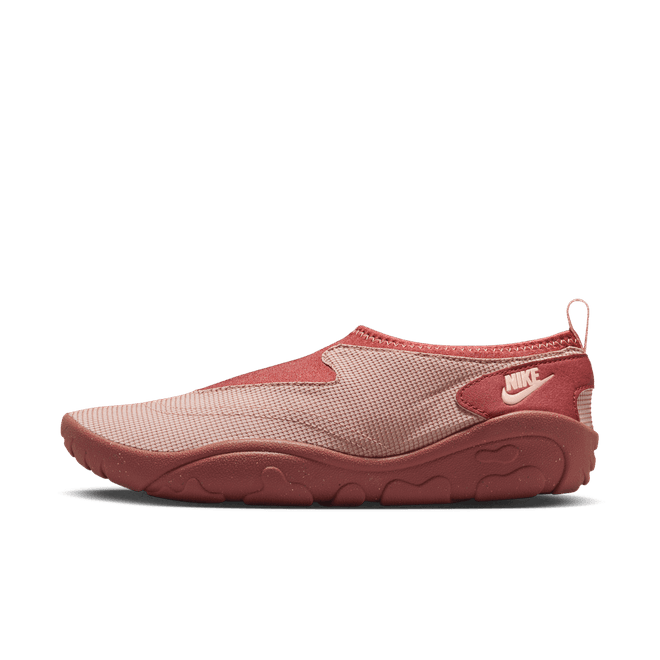 Nike Women's Aqua Turf