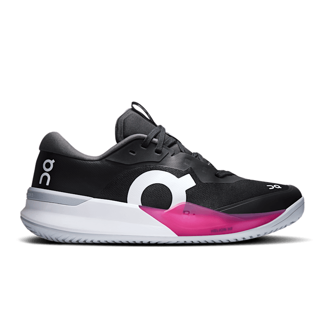 On THE ROGER Pro 3 Clay Black