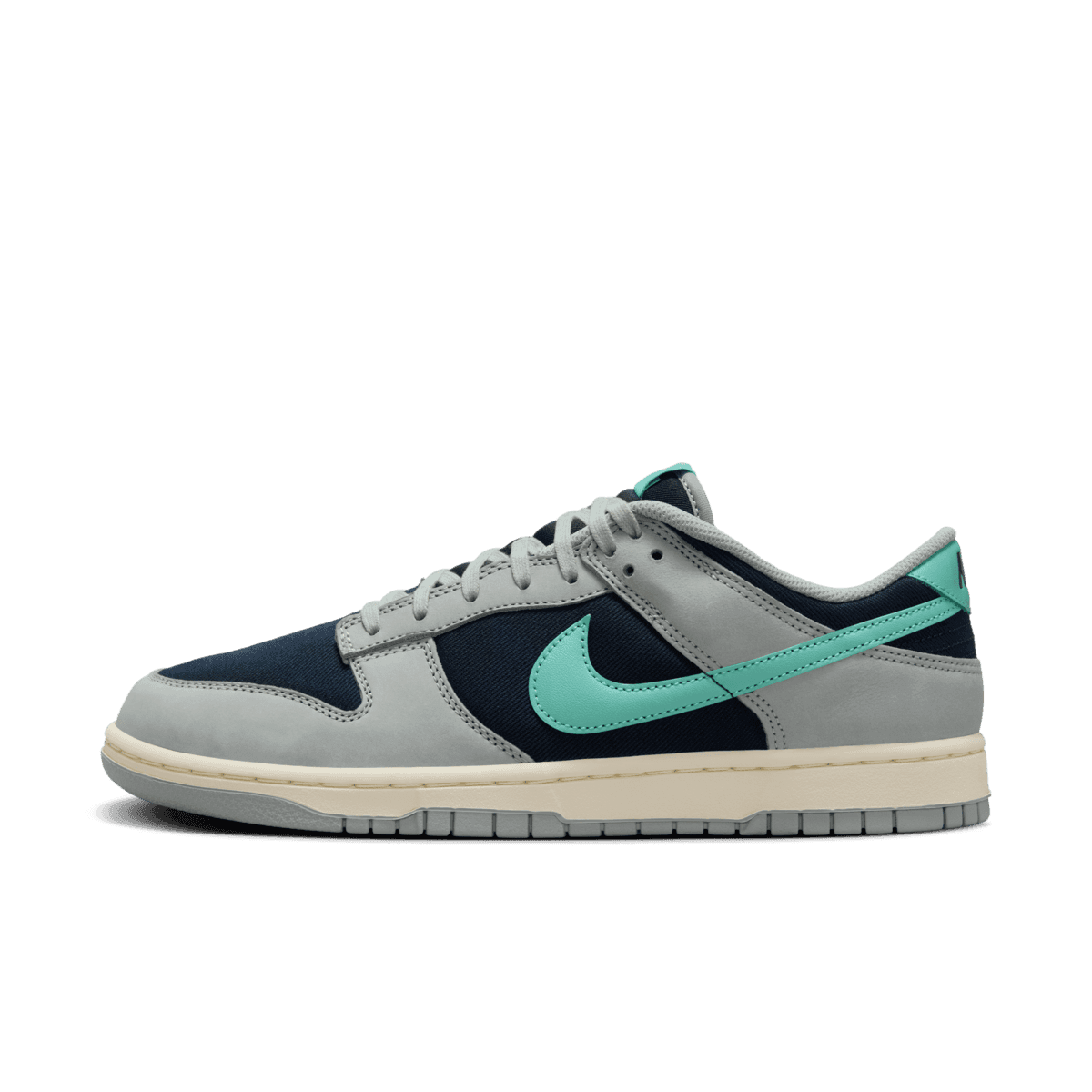 Nike Dunk Low PRM 'Obisidian & Green Frost'