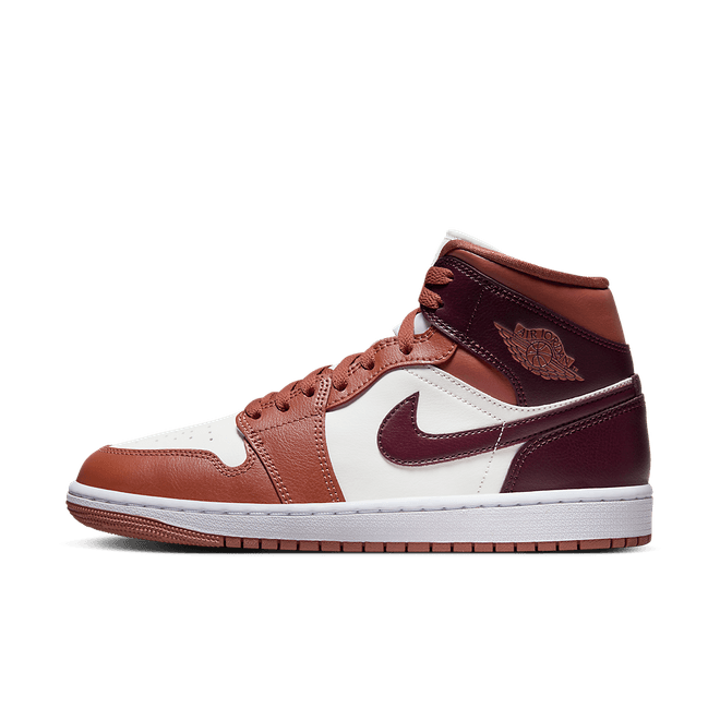 Air Jordan 1 Mid WMNS 'Dusty Peach'