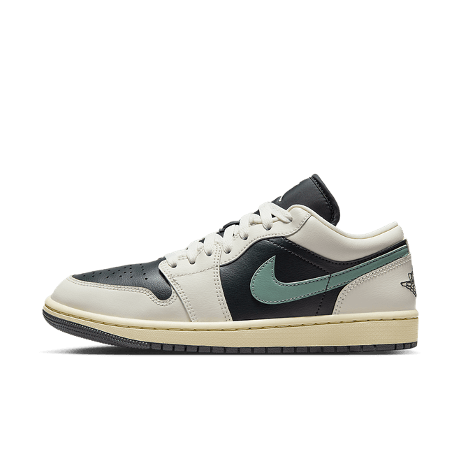 Air Jordan 1 Low 'Jade Smoke'