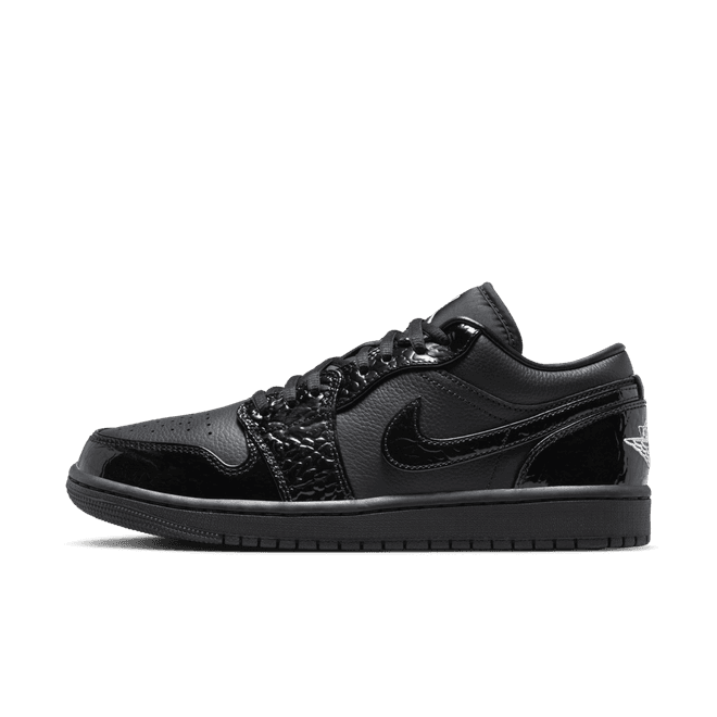 Air Jordan 1 Low SE WMNS 'Black Croc'