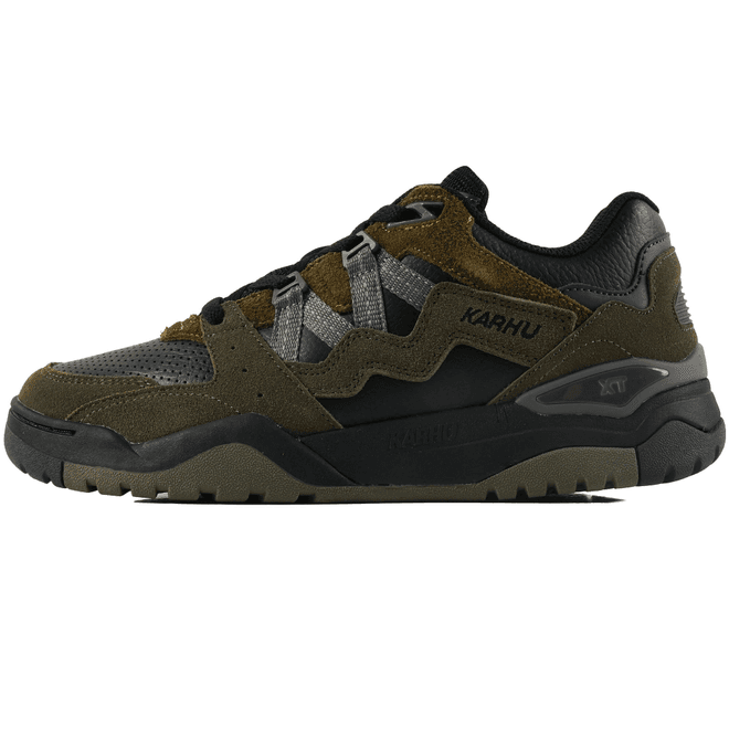 Karhu Fusion XT - Black and Laurel Wreath