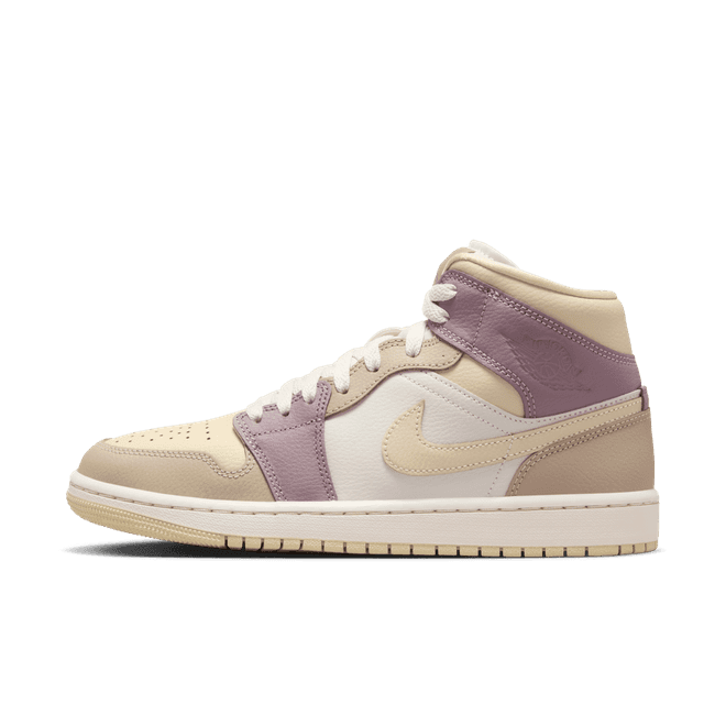 Air Jordan 1 Mid WMNS 'Light Orewood Brown'