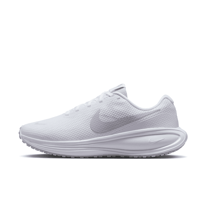 Nike Revolution Road