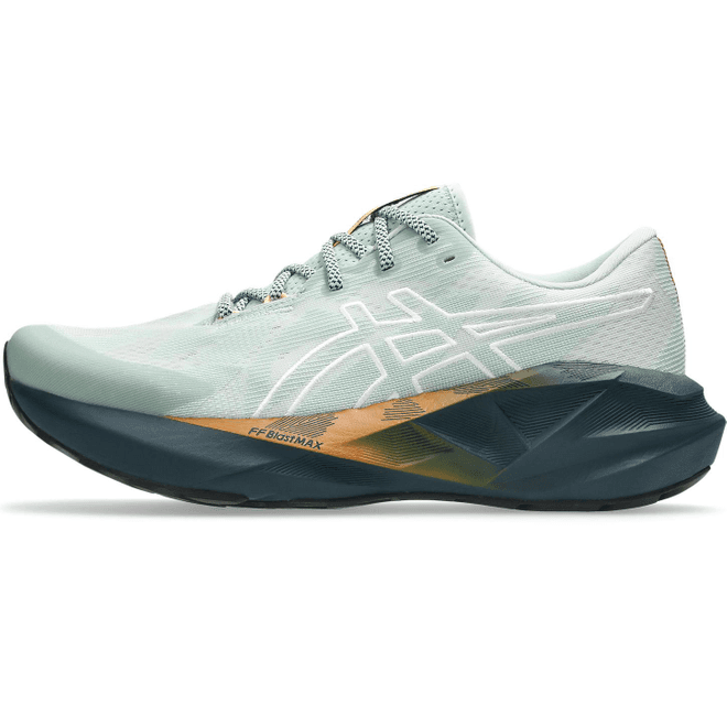 ASICS Novablast 5 TR