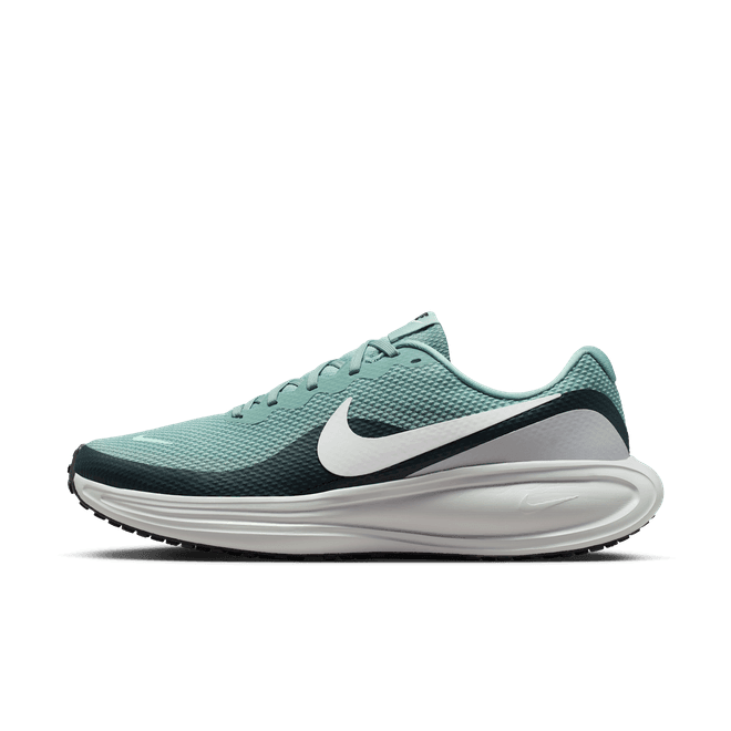 Nike Revolution 8 Road