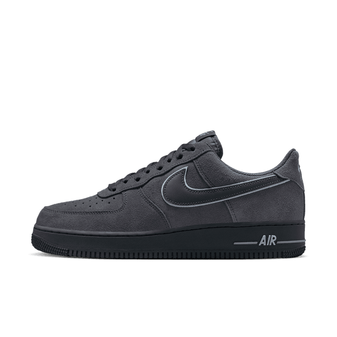 Nike Air Force 1 '07 LV8