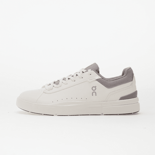 On M The Roger Advantage White