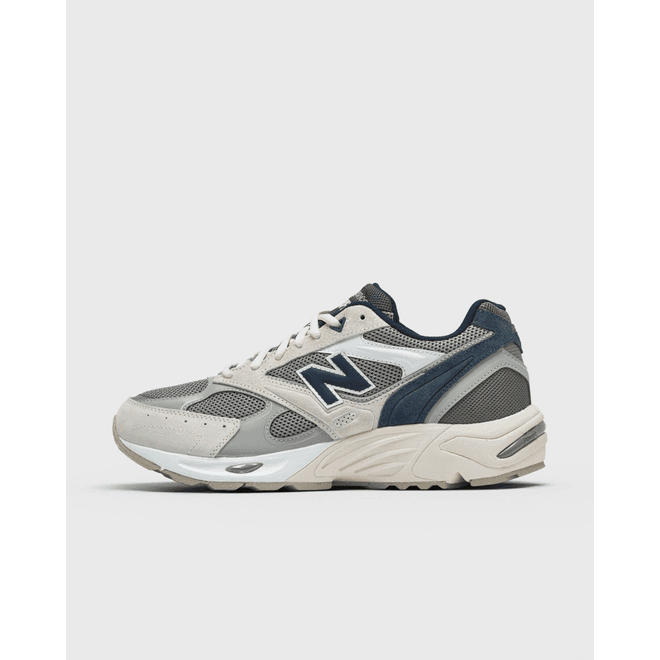 New Balance 880r