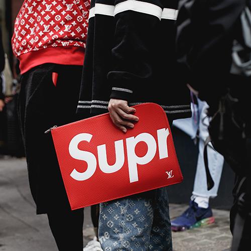 We checked out the SUPREME FW17 opening week drop in London, and