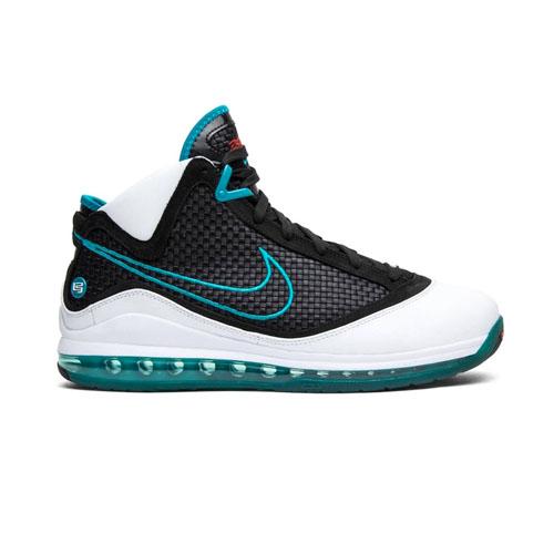NIKE LEBRON 7 QS &#8211; RED CARPET &#8211; AVAILABLE NOW