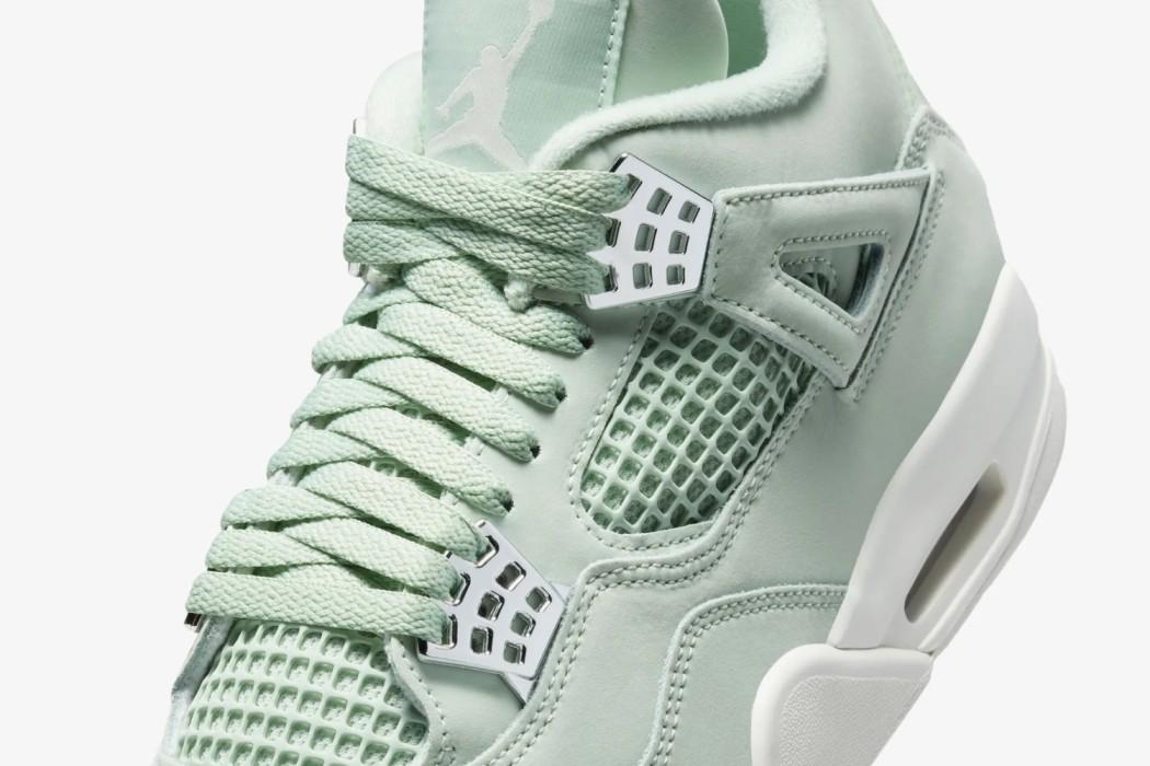 The Air Jordan 4 WMNS 'Seafoam' is finally here!