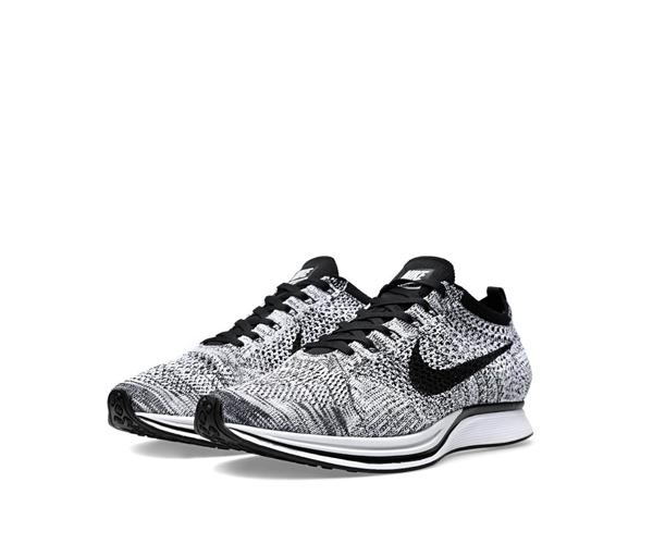 NIKE FLYKNIT RACER – OREO – 8 JAN 2016