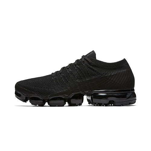 Nike Air VAPORMAX Flyknit &#8211; TRIPLE BLACK &#8211; AVAILABLE NOW