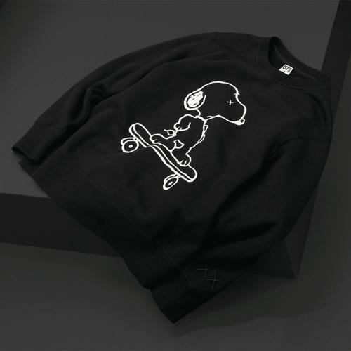 THE KAWS X PEANUTS UNIQLO COLLECTION IS AVAILABLE NOW