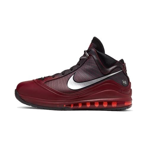 NIKE LEBRON 7 QS – RED CARPET – available now